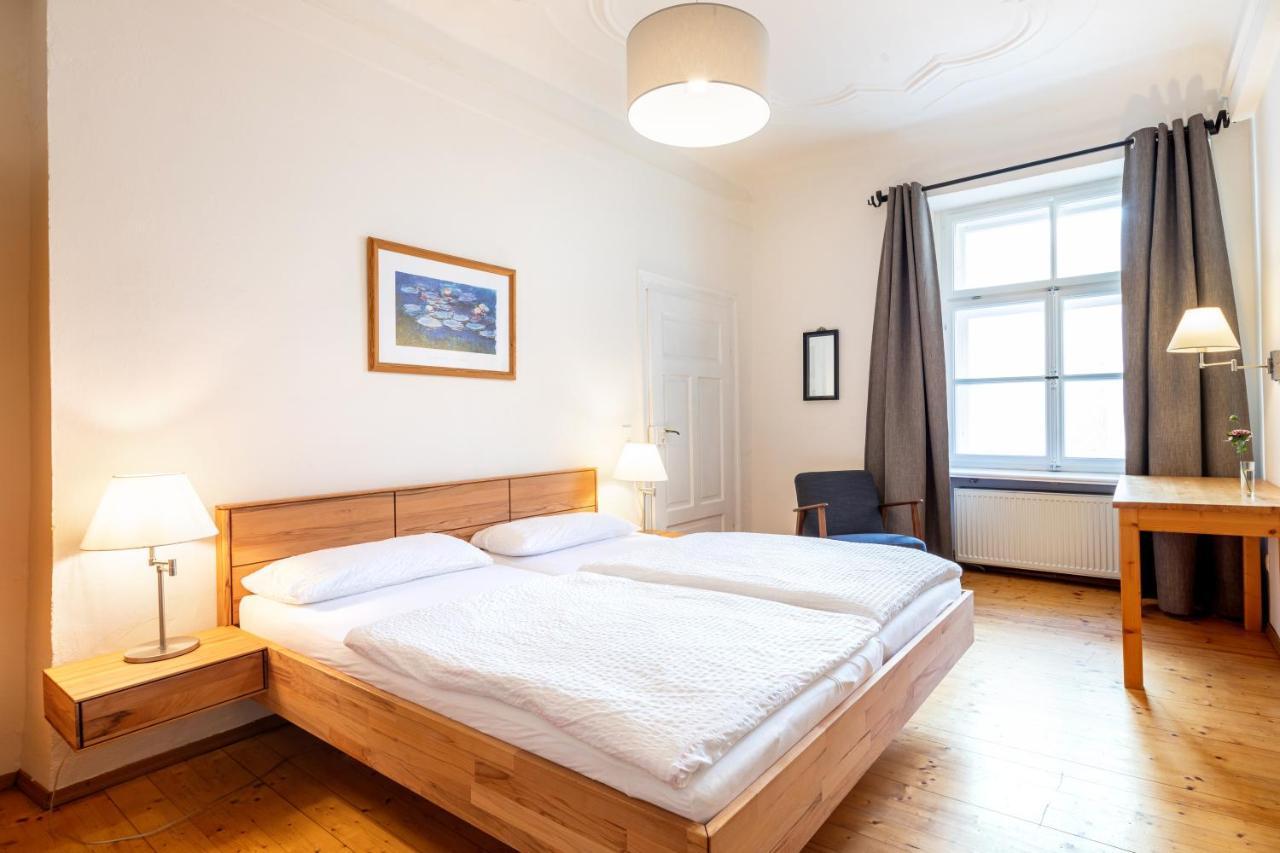 Pension Goldenes Schiff Passau Buitenkant foto